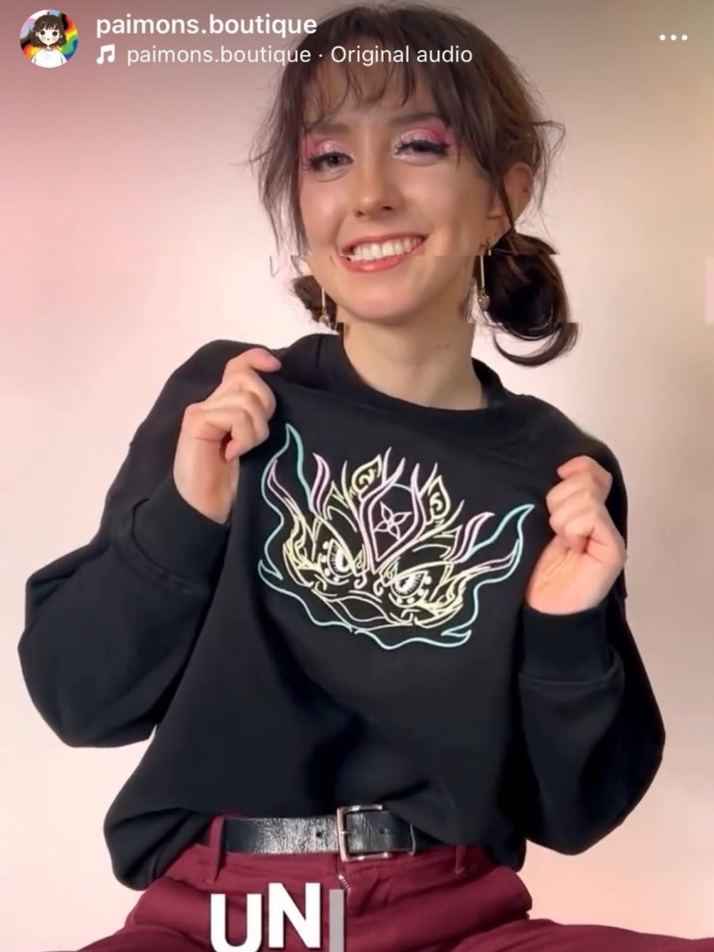 Paimon’s Boutique Gaming Sweater Small